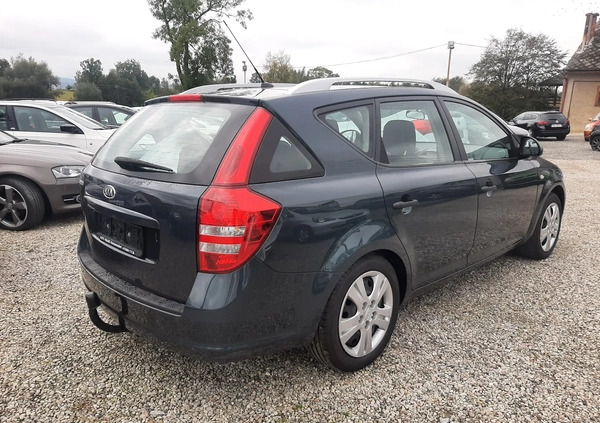 Kia Ceed cena 17990 przebieg: 150000, rok produkcji 2009 z Opole Lubelskie małe 121